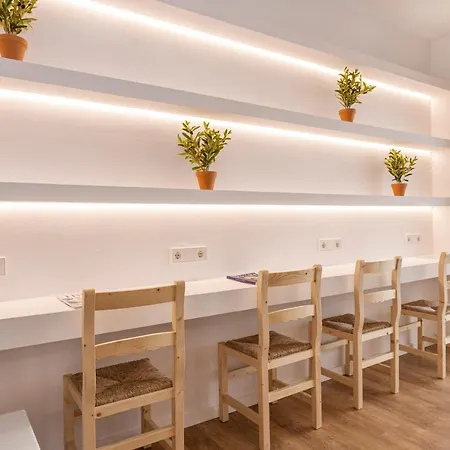 卢斯阿科斯公寓式酒店 圣埃乌拉利亚