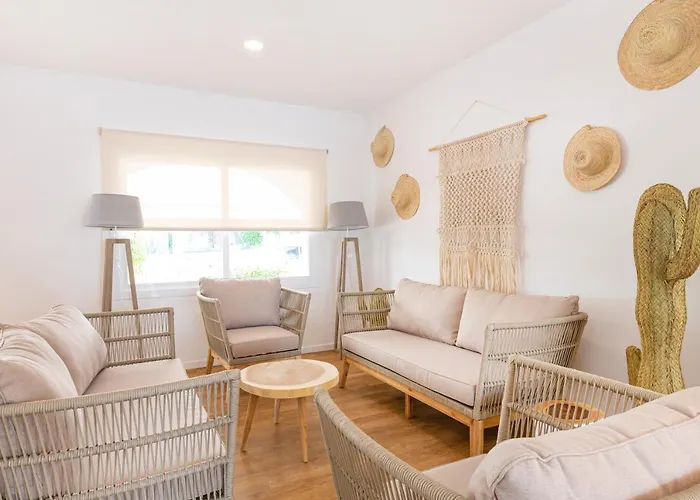 卢斯阿科斯公寓式酒店 * 圣埃乌拉利亚